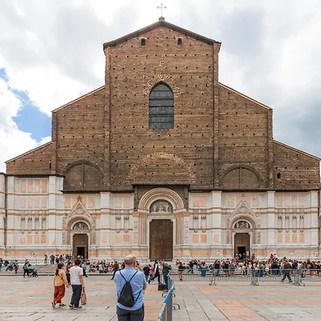 Immobo Arcadian - Piazza Maggiore View * Boloňa