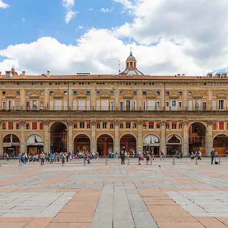 Immobo Arcadian - Piazza Maggiore View Apartmán