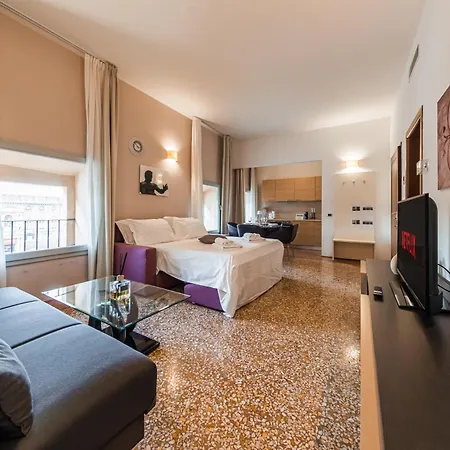 Immobo Arcadian - Piazza Maggiore View Apartment Bologna