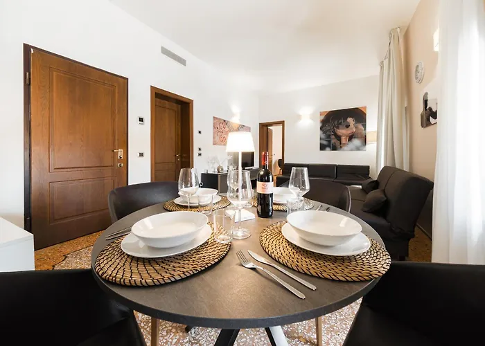 Immobo Arcadian - Piazza Maggiore View 아파트